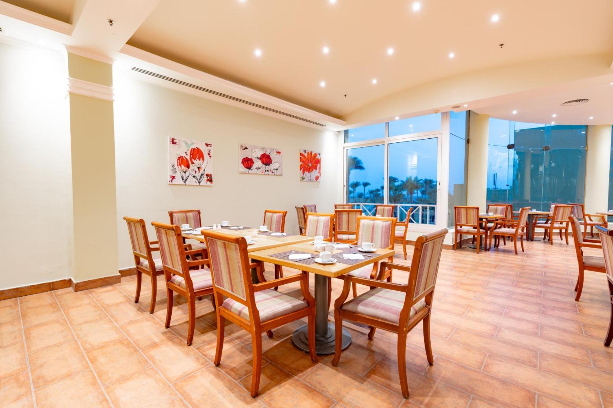 Ośrodek wypoczynkowy Palm Families And Couples Only 4*
